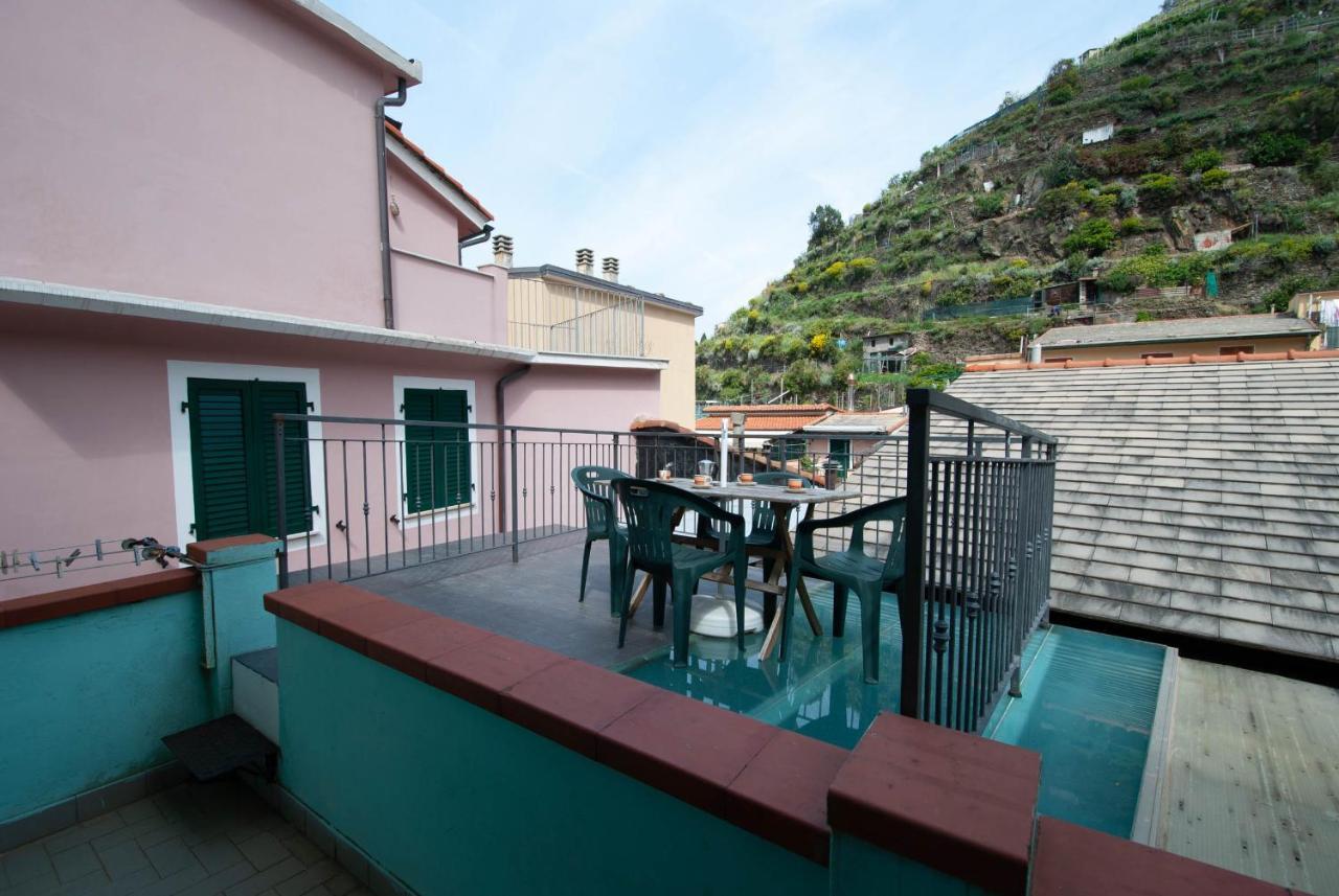 Casa Di Mezzo By Arbaspaa Manarola Bagian luar foto