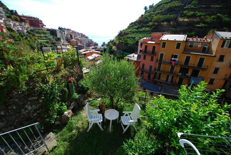 Casa Di Mezzo By Arbaspaa Manarola Bagian luar foto